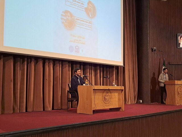 دهنوی: باید چرخه گفت و گو نکردن در دانشگاه تمام شود