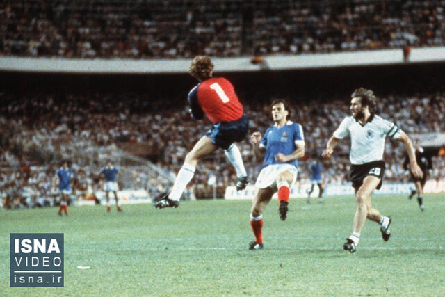 ویدئو / کابوس جام جهانی ۱۹۸۲ و راه فرار آلمان‌ها