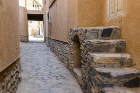 روستای تاریخی برزُک