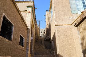 روستای تاریخی برزُک