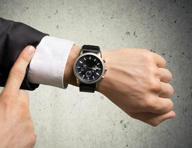 ۳۵۵ دقیقه تاخیر در برگزاری جلسات اداری خراسان شمالی طی ۲ هفته