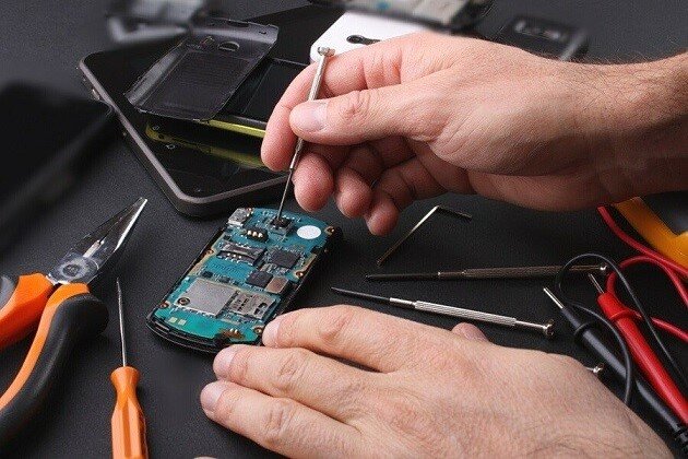 آشنایی با نحوه یادگیری حرفهای تعمیر موبایل در تبریز