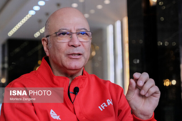 پاسخ کوبنده سرمربی تیم ملی بسکتبال به مصطفی هاشمی: کاپیتان هم بودم او حسادت میکرد