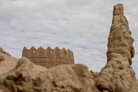 ایران شناسی؛ قلعه سریزد