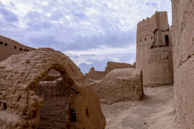 ایران شناسی؛ قلعه سریزد