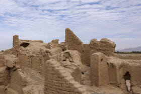 ایران شناسی؛ قلعه سریزد