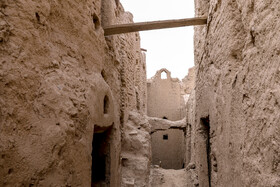 ایران شناسی؛ قلعه سریزد