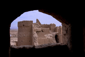 ایران شناسی؛ قلعه سریزد