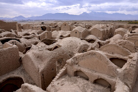 ایران شناسی؛ قلعه سریزد