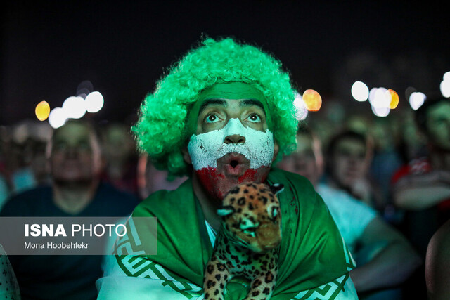 عکس تزیینی است ایران ـ انگلیس در یکی از شبکهها به شیوه طنز گزارش میشود