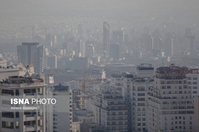 افزایش دمای روزانه در تهران/ افزایش آلودگی هوای برخی مناطق پایتخت