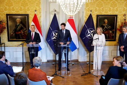 هشدار استولتنبرگ نسبت به دستکم گرفتن قدرت روسیه