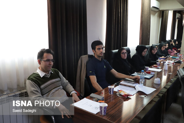 نشست تخصصی بررسی وضعیت کتب علمی و دانشگاهی در جهاد دانشگاهی آذربایجان شرقی برگزار شد