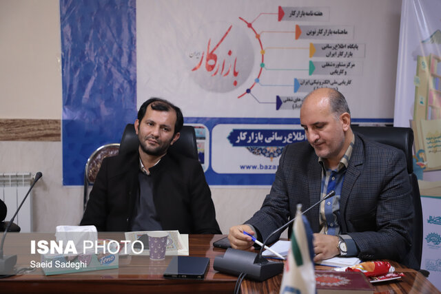 نشست تخصصی بررسی وضعیت کتب علمی و دانشگاهی در جهاد دانشگاهی آذربایجان شرقی برگزار شد