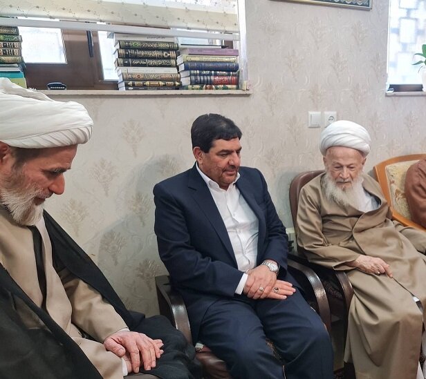 دیدار معاون اول رئیس جمهور با آیت الله محفوظی دیدار معاون اول رئیس جمهور با آیت الله محفوظی