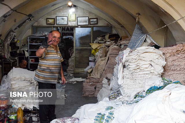 اصفهان به هنرهایش زنده است