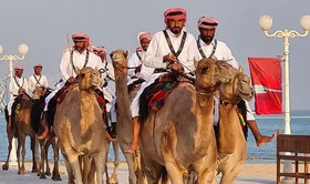 مراقبت نیروهای امنیتی "شترسوار" از هتل انگلیس