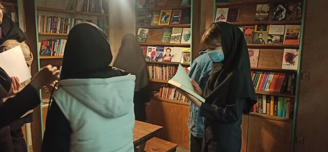 کافه کتاب "سلام" میزبان دختران فرهیخته "دبیرستان سما" گنبدکاووس