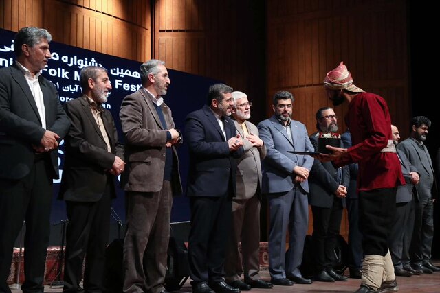 اختتامیه جشنواره موسیقی نواحی برگزار شد/جایزه «محمدرضا لطفی» پایه گذاری میشود