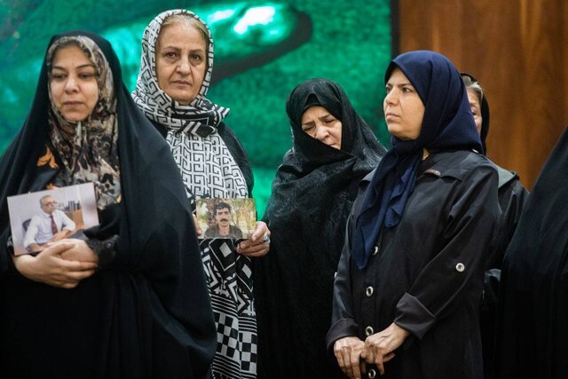 روی صحبتم با مریم رجوی است!/طوماری خطاب به دولت آلبانی