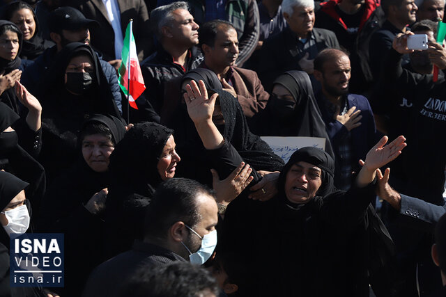 ویدئو / روایت محسن رضایی در ایذه از عکس تیراندازی به سمت میدان و فیلم تروریستها ویدئو / روایت محسن رضایی در ایذه از عکس تیراندازی به سمت میدان و فیلم تروریستها