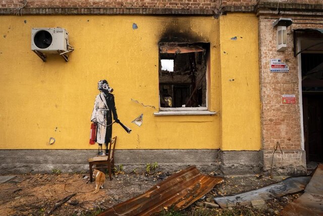 بنکسی برگشته، این بار در اوکراین جنگ‌زده 