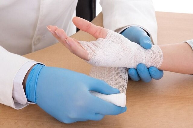 عکس تزئینی است بانداژی جدید از ژل کربوپول برای تسریع بهبود زخمهای سوختگی