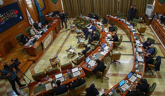 حضور یار حاج قاسم در صحن علنی شورای شهر تهران حضور یار حاج قاسم در صحن علنی شورای شهر تهران