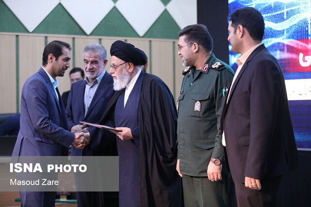 مهمترین وظیفه امروز بسیج در فضای مجازی ارتقای سواد رسانهای است