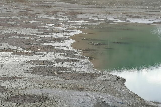 کاهش ارتفاع آب در سد ایلام به روابت تصویر