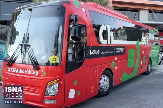 ویدئو / تیم ملی برای بازی با انگلیس راهی ورزشگاه شد ویدئو / تیم ملی برای بازی با انگلیس راهی ورزشگاه شد