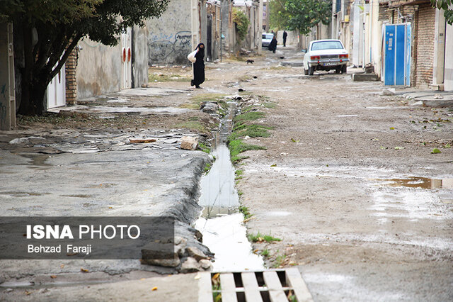 کرناچی؛ غرق در مشکلات