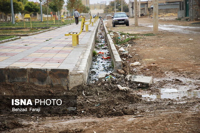 کرناچی؛ غرق در مشکلات