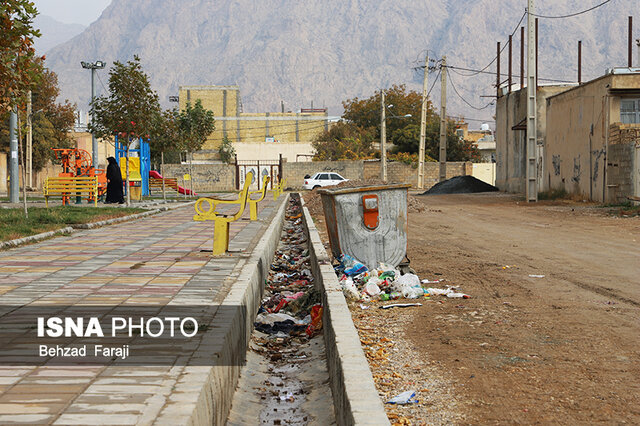 کرناچی؛ غرق در مشکلات