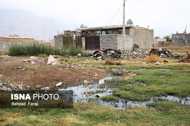 کرناچی؛ غرق در مشکلات