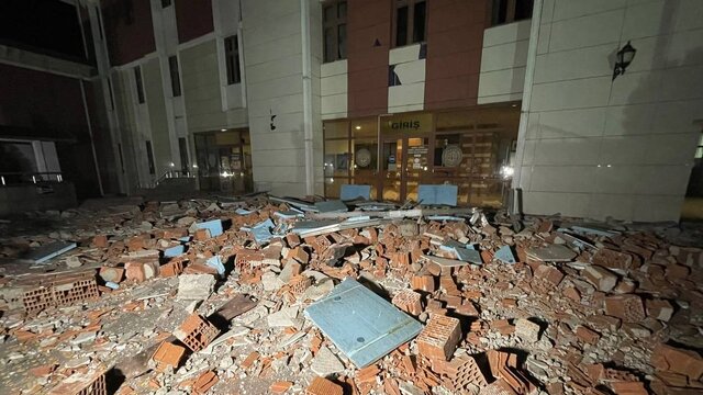 آمار مصدومان زلزله ترکیه افزایش یافت + عکس