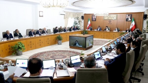 دولت برای شنیدن حرف معترض و مخالف گوش شنوا دارد دولت برای شنیدن حرف معترض و مخالف گوش شنوا دارد