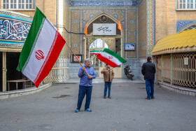 شادی مردم قم پس از پیروزی ایران مقابل ولز