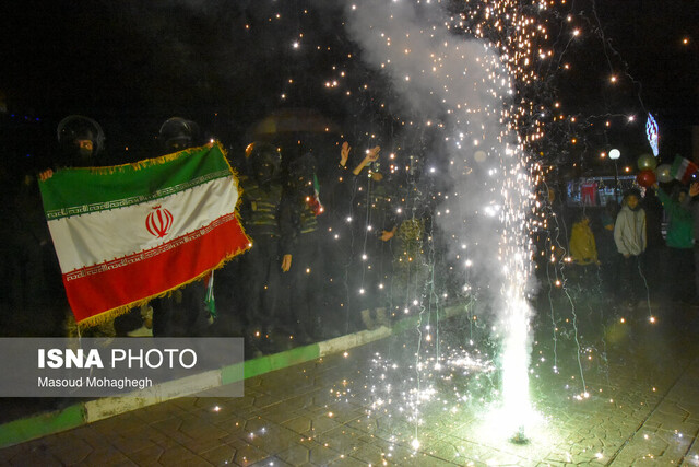 جشن شادی مردم هرمزگان در حمایت از پاسخ کوبنده سپاه به اسرائیل