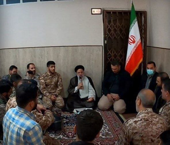 امروز حفظ نظام اسلامی از اوجب واجبات است امروز حفظ نظام اسلامی از اوجب واجبات است