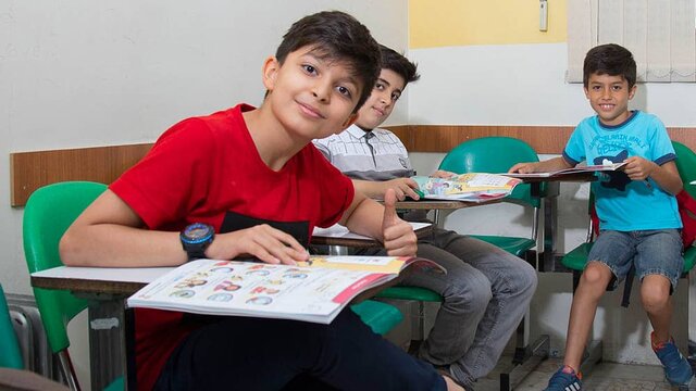 با واکنشهای سیاسی دانش آموزان چه کنیم؟