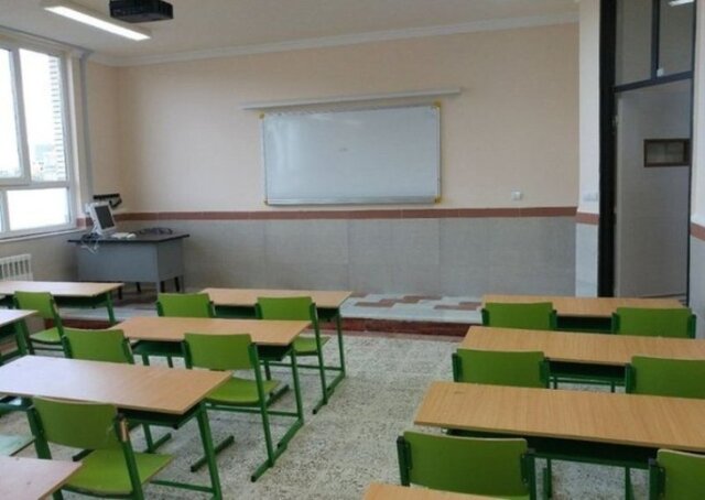 عکس تزئینی است برای رفع کمبود فضای آموزشی، از ظرفیت خیرین مدرسهساز استفاده خواهیم کرد