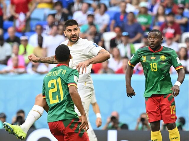 پایان نیمه اول؛ کامرون یک - صربستان ۲