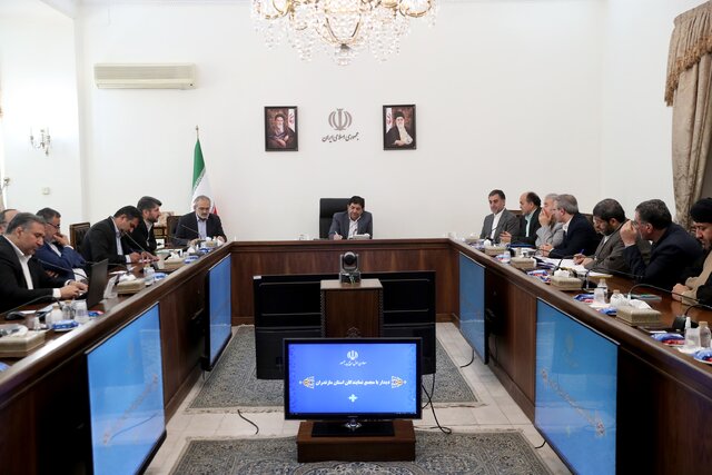 دولت به اجرای تمام مصوبات سفرهای استانی متعهد است دولت به اجرای تمام مصوبات سفرهای استانی متعهد است