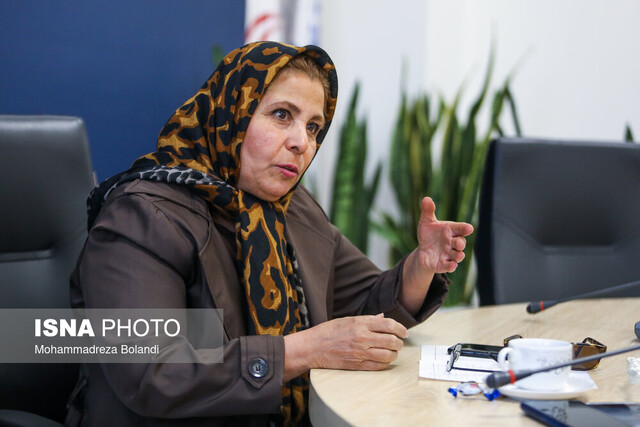 پیشکسوت تنیس زنان ایران: بهجای خاله بازی دنبال تنیس بودم/ این رشته برای بچه پولدارهاست!