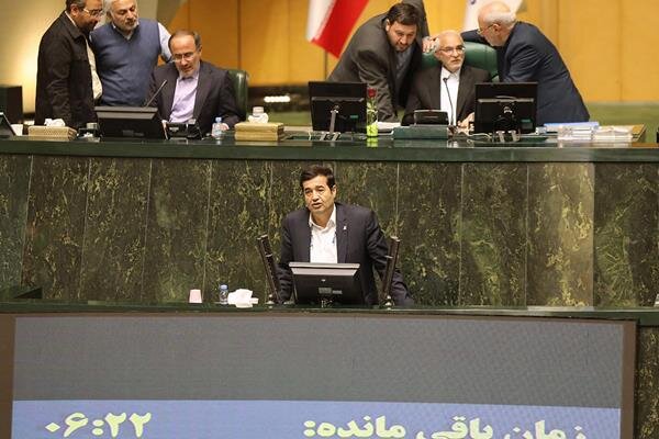 عکس: آرشیو دنیا مالی: تلاش کردیم در حوزه قانون گذاری به لایحه محوری توجه کنیم