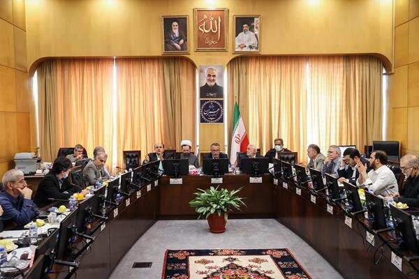 استماع مشکلات کامیون داران در کمیسیون عمران استماع مشکلات کامیون داران در کمیسیون عمران
