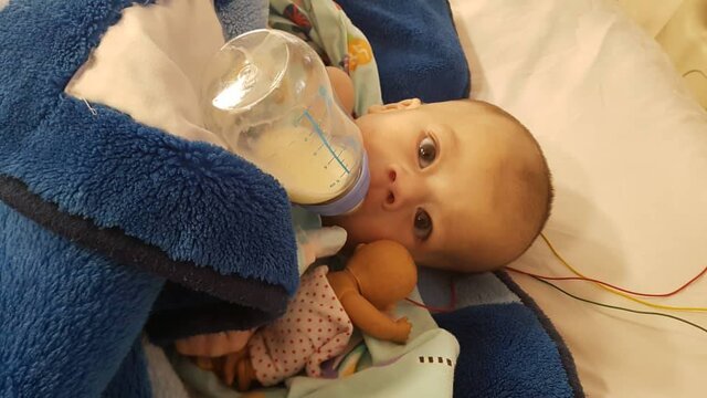 محبت پرستار به بیمار معجزه میکند/دعای بیماران برای پرستارها زود نتیجه میدهد