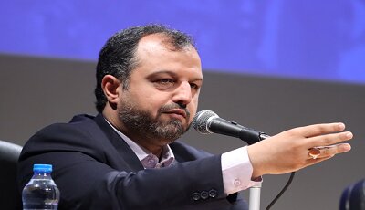 سیاست ستاد اقتصادی ایجاد ثبات ارز است/بین گلایههای مردم و هجمههای غیرمنصفانه تمایز قائل شویم