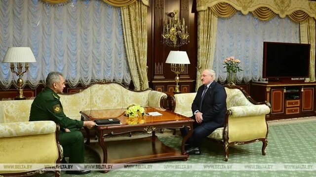 دیدار لوکاشنکو با شویگو بلاروس و روسیه پروتکل معاهده تامین مشترک امنیت منطقهای امضا کردند